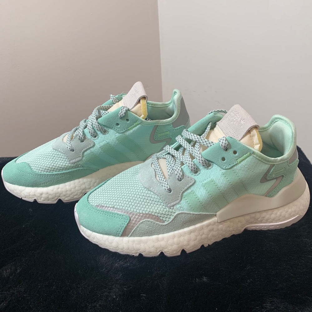 Adidas - Picture 2 of 5